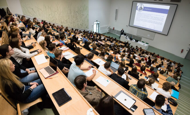 Přihlašování na Juniorskou univerzitu startuje 15. 10. od 18:00