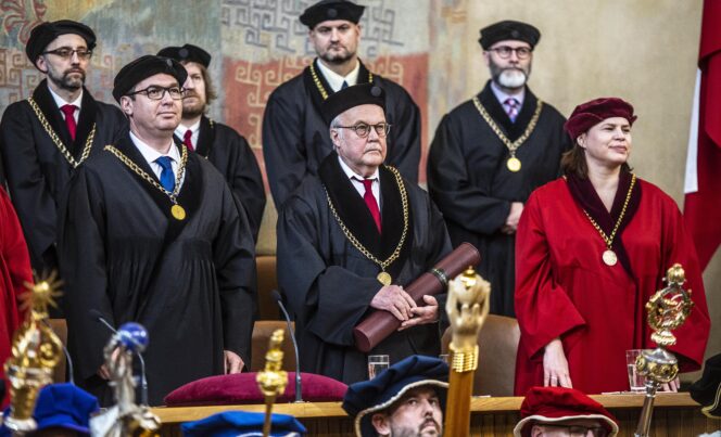 Honorary title of doctor honoris causa of Charles University for Kari Hemminki